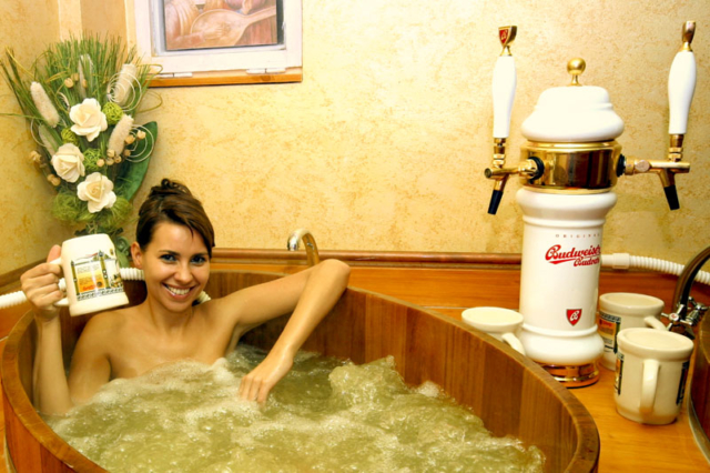 Tina de cerveza solitaria