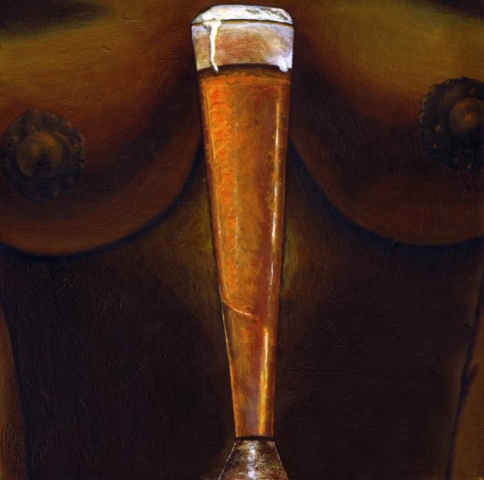 Cheve chela cerveza vaso largo pilsner espuma espumosa corona fondo senos chichis pechos tetas pezones oscuras pintura cuadro obra arte