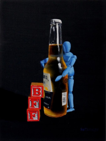Cheve chela cerveza botella llena corona extra modelo méxico y el mundo cerrada tapada abrazo amor cariño mejor amigo amistad amigable cuadros cubos con letras maniquí azul monito azul fondo negro azul oscuro arte moderno cuadro pintura obra